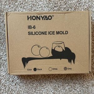 Silicone Ice Mold - Black and White